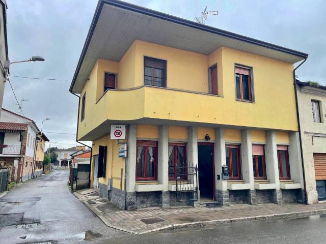 Appartamento in vendita a Lungavilla PV