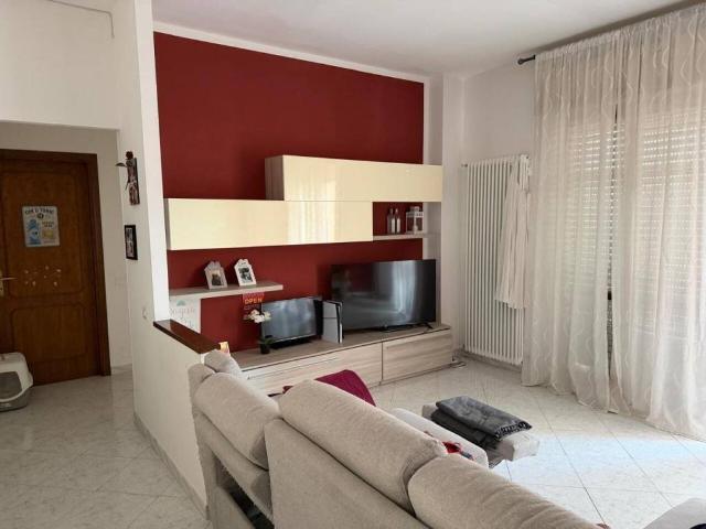 Appartamento in vendita a Luni SP
