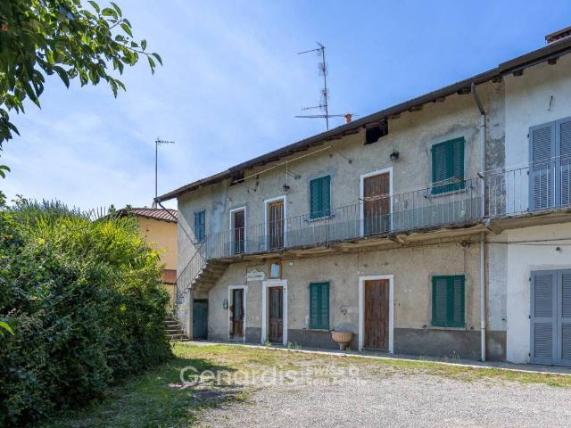 Appartamento in vendita a Luvinate VA