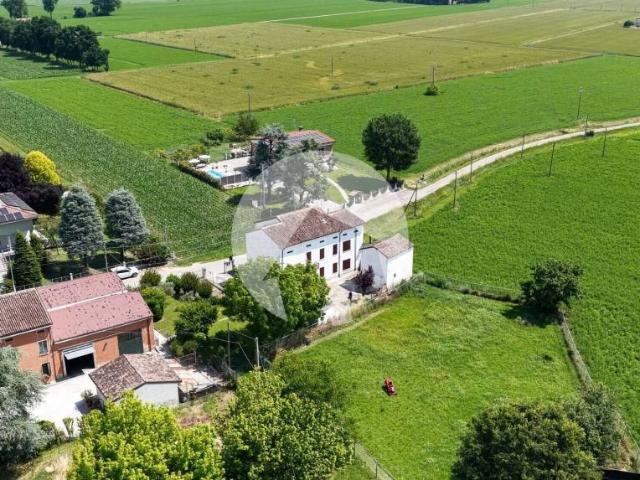 Appartamento in vendita a Luzzara via Colombine, 2, Casoni