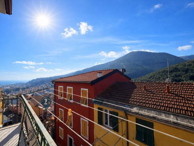 Appartamento in vendita a La Spezia, Pegazzano