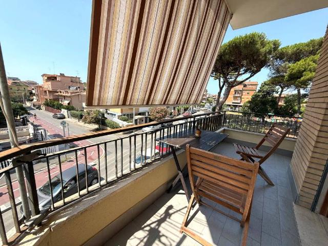 Appartamento in vendita a Ladispoli RM
