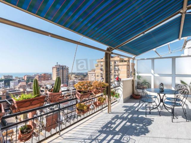 Appartamento in vendita a Ladispoli RM