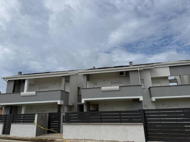 Appartamento in vendita a Ladispoli RM