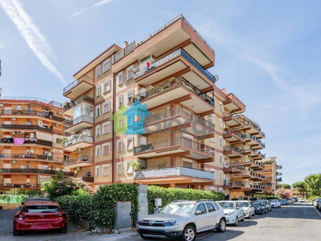 Appartamento in vendita a Ladispoli RM