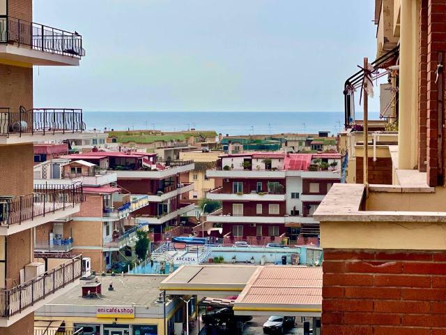 Appartamento in vendita a Ladispoli RM