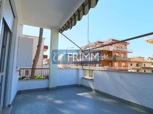 Appartamento in vendita a Ladispoli RM