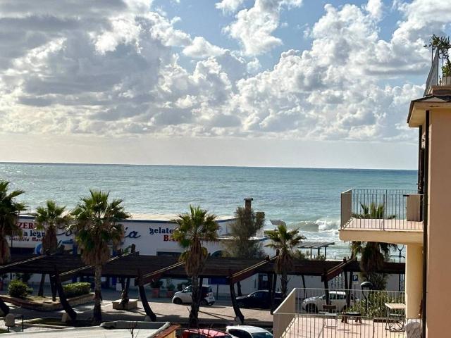 Appartamento in vendita a Ladispoli RM