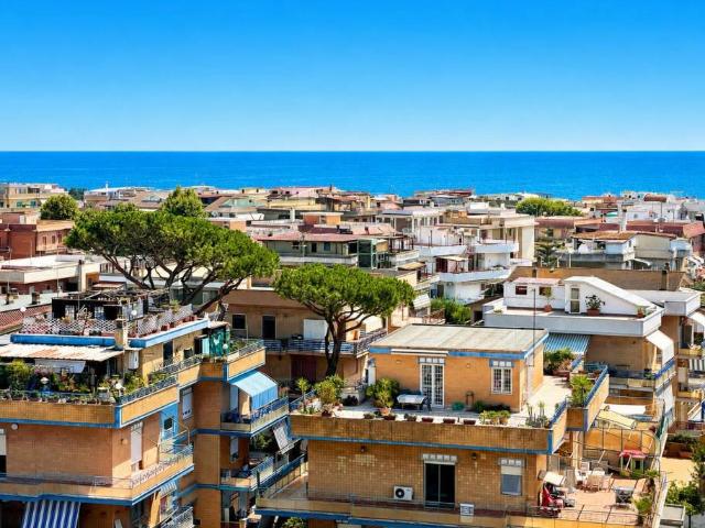 Appartamento in vendita a Ladispoli RM