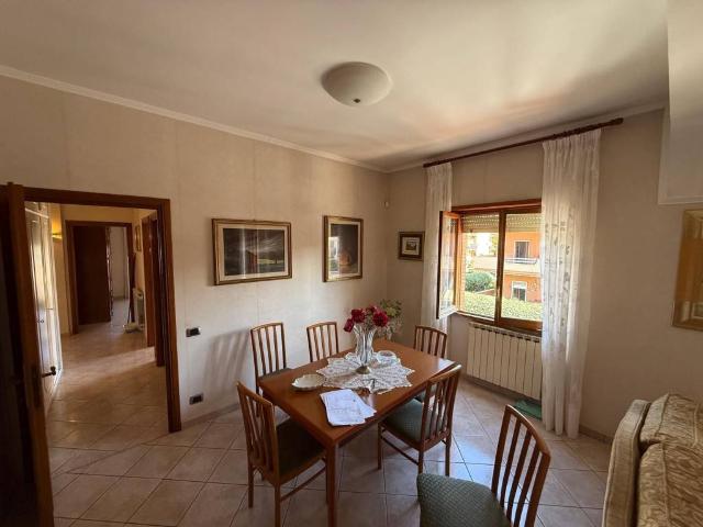 Appartamento in vendita a Ladispoli RM
