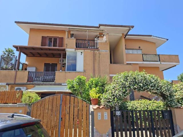 Appartamento in vendita a Ladispoli RM