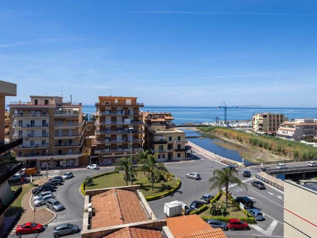 Appartamento in vendita a Ladispoli RM