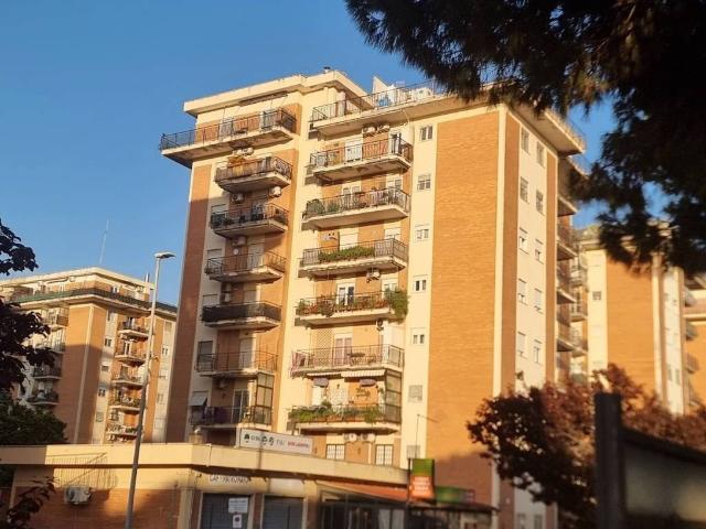 Appartamento in vendita a Ladispoli RM