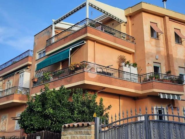 Appartamento in vendita a Ladispoli RM