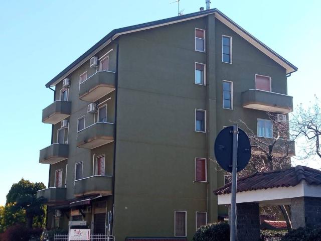 Appartamento in vendita a Lainate MI