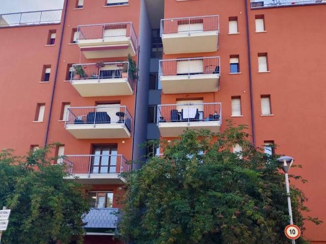 Appartamento in vendita a Lainate MI