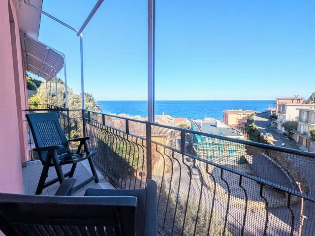 Appartamento in vendita a Laigueglia SV