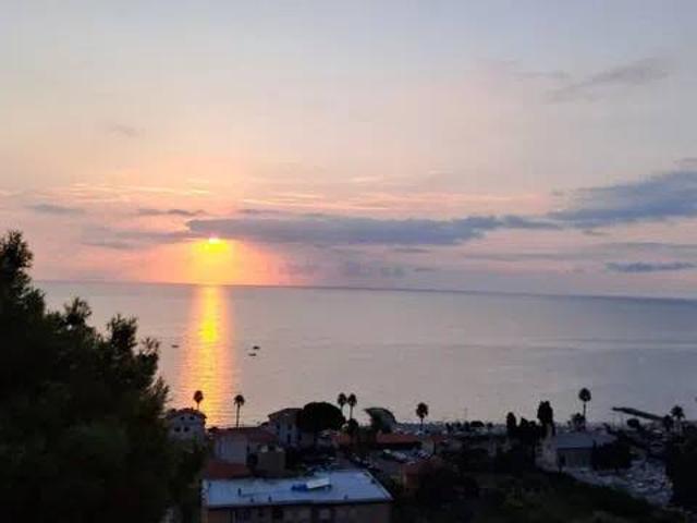 Appartamento in vendita a Laigueglia SV