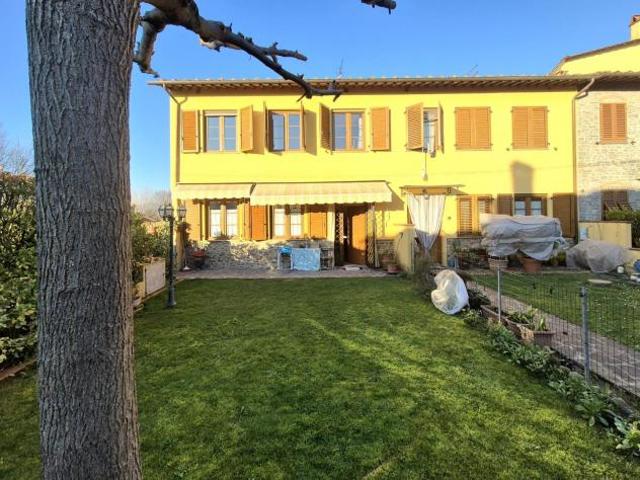 Appartamento in vendita a Lammari Capannori 110 mq Rif: 1382445