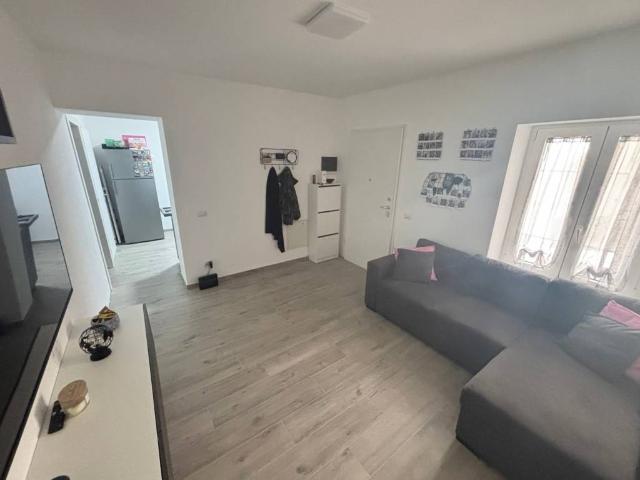 Appartamento in vendita a Landriano PV