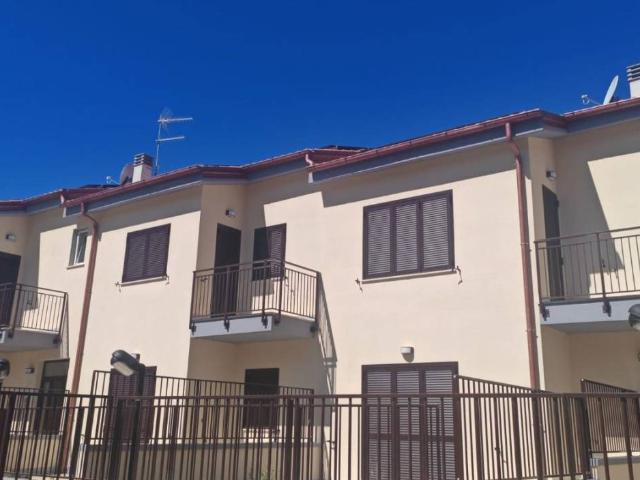 Appartamento in vendita a Lanuvio RM