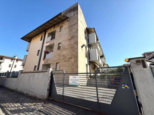 Appartamento in vendita a Lastra A Signa