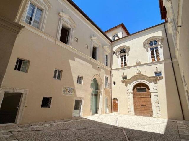 Appartamento in vendita a L'Aquila AQ