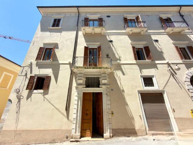Appartamento in vendita a L'Aquila AQ