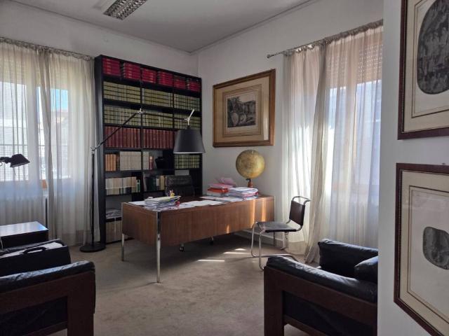 Appartamento in vendita a L'Aquila AQ