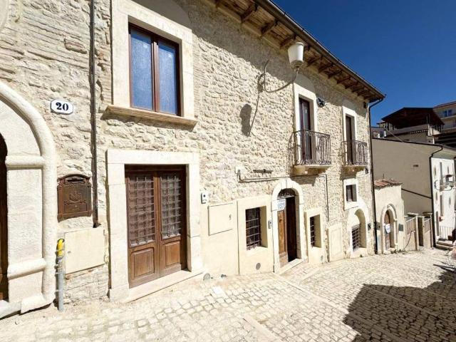 Appartamento in vendita a L'Aquila AQ