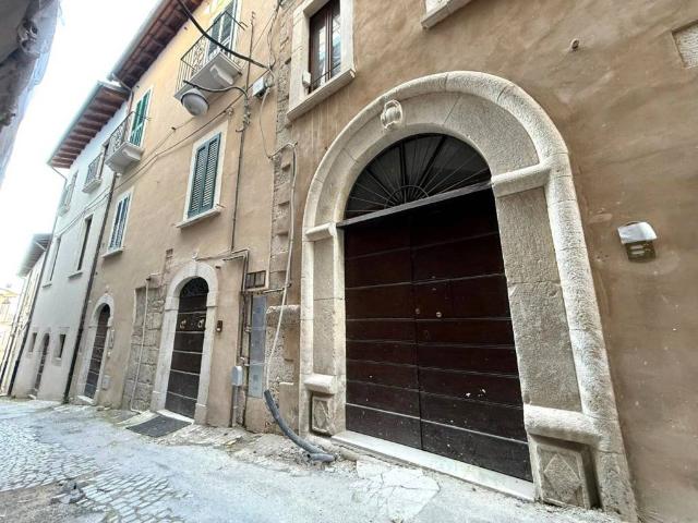 Appartamento in vendita a L'Aquila AQ
