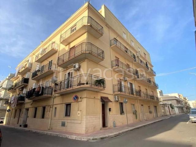 Appartamento in vendita a Laterza via Verdi, 32