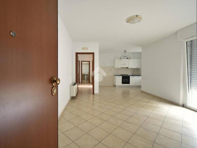 Appartamento in vendita a Latina, Borgo Carso