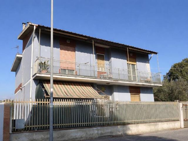 Appartamento in vendita a Latina LT