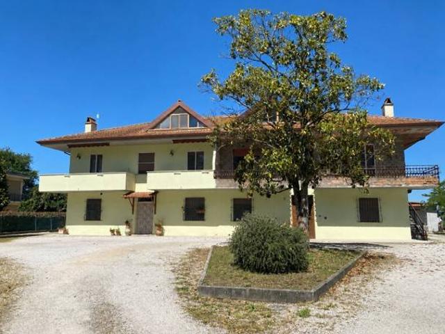 Appartamento in vendita a Latina LT