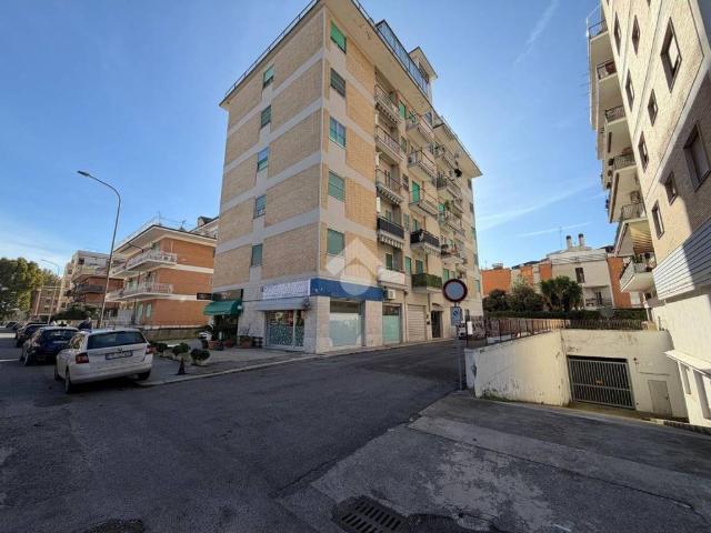 Appartamento in vendita a Latina LT