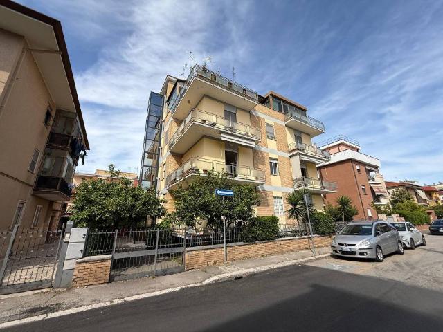 Appartamento in vendita a Latina LT