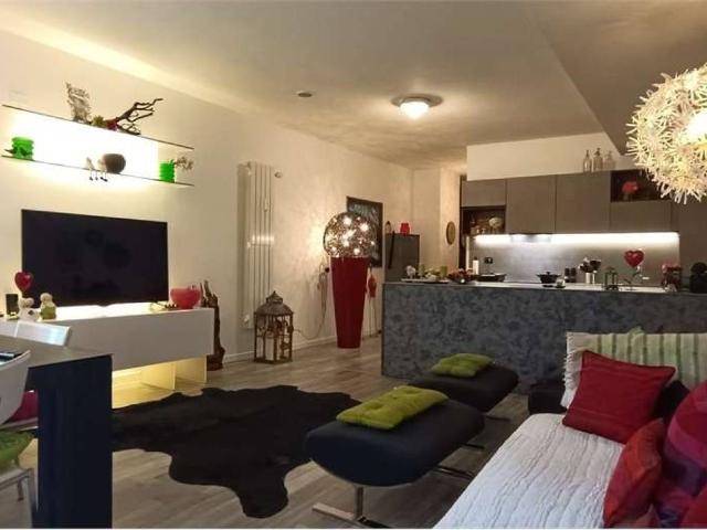 Appartamento in vendita a Lavena Ponte Tresa VA