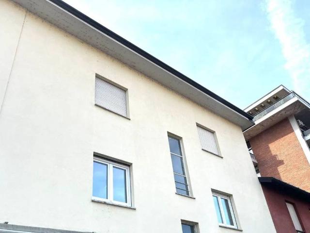 Appartamento in vendita a Lavena Ponte Tresa VA