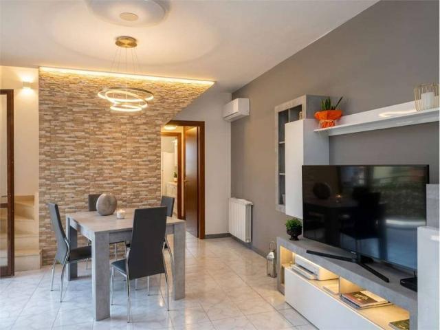 Appartamento in vendita a Lavena Ponte Tresa VA