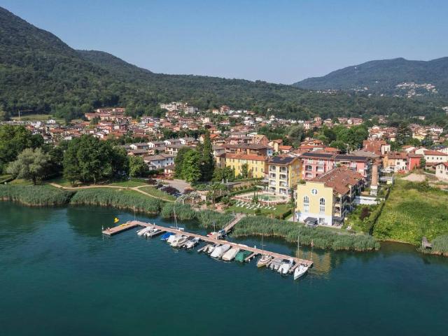 Appartamento in vendita a Lavena Ponte Tresa VA
