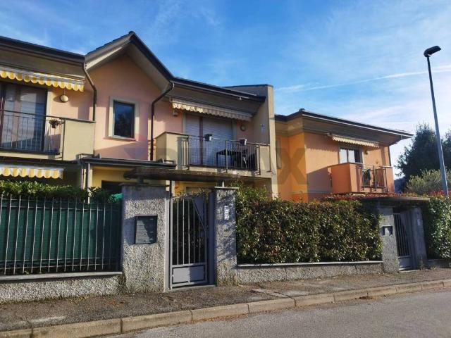 Appartamento in vendita a Laveno Mombello VA