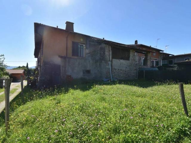 Appartamento in vendita a Laveno Mombello VA