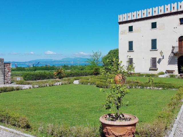 Appartamento in vendita a Lazise VR