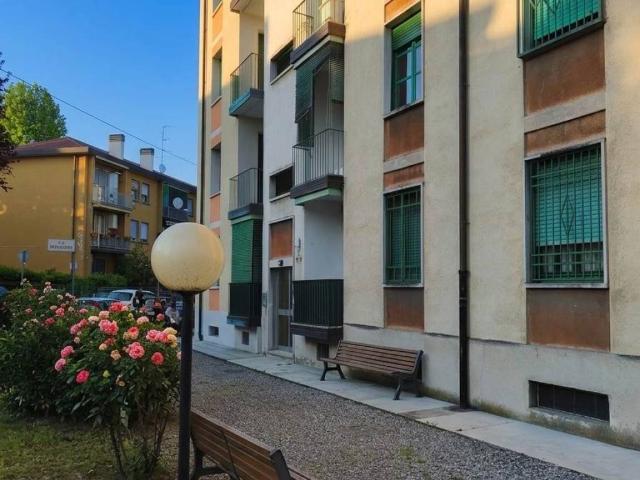 Appartamento in vendita a Legnano MI