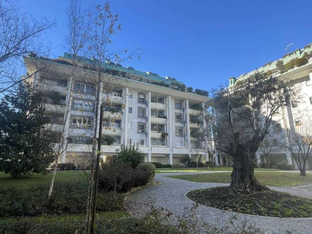Appartamento in vendita a Legnano MI