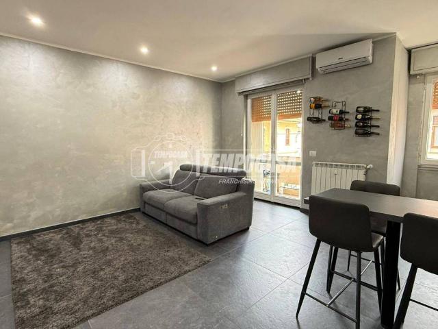 Appartamento in vendita a Legnano MI