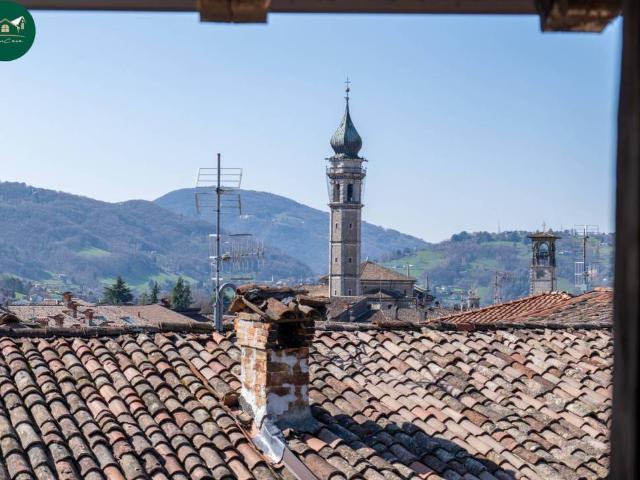 Appartamento in vendita a Leffe BG