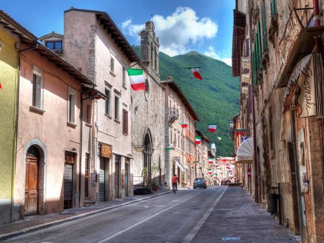 Appartamento in vendita a Leonessa RI