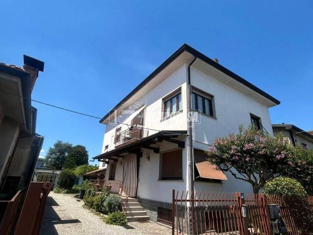 Appartamento in vendita a Lentate Sul Seveso